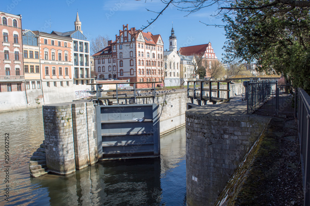 Obraz premium River Oder View in Opole City Center Near the Market Square also known as Opole Venice