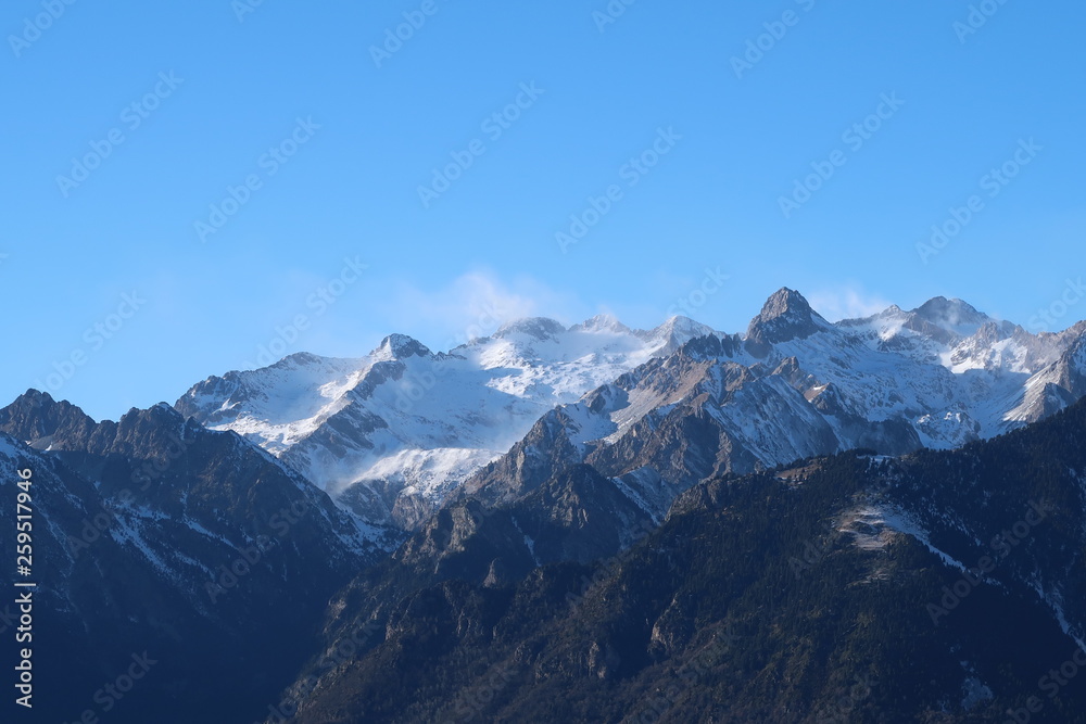 Posets massif in spanish Pyrenees