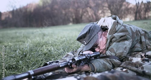 WWII - Old German sniper aim target photo