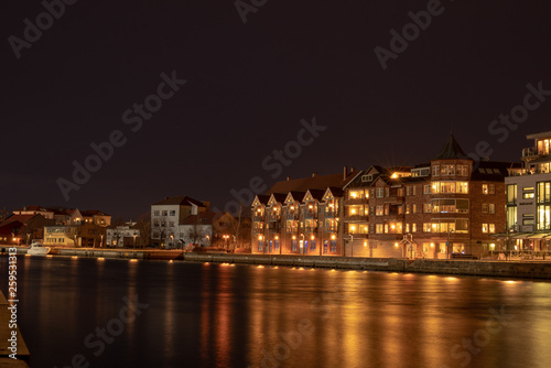 Fredrikstad, starówka, old city, gamlebyen, bridge, zwodzony most, noc, night, natt, light, światła miasta, city, byen, Norwegia, Norge, Norway, Skandynawia, Scandinavia