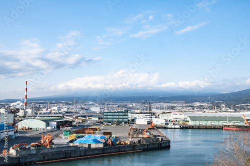 富士山が見える港　田子の浦港 © KIYOSHI KASHIWANO