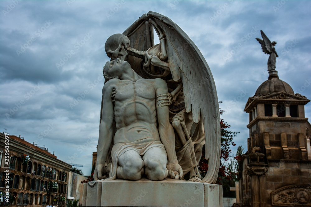 Obraz premium El beso de la Muerte