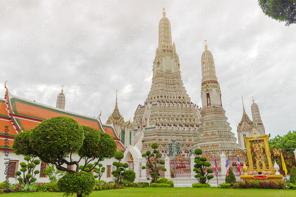 Wat Arun Temple,big pagoda statue symbols buddhism religion in Bangkok Thailand