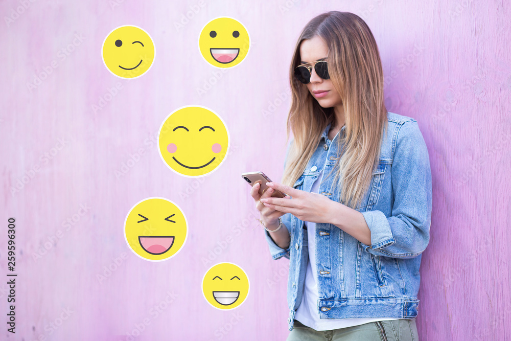Φωτογραφία Beauty Cute Fashionable Young Adult Girl Influencer Typing on Smartphone Social