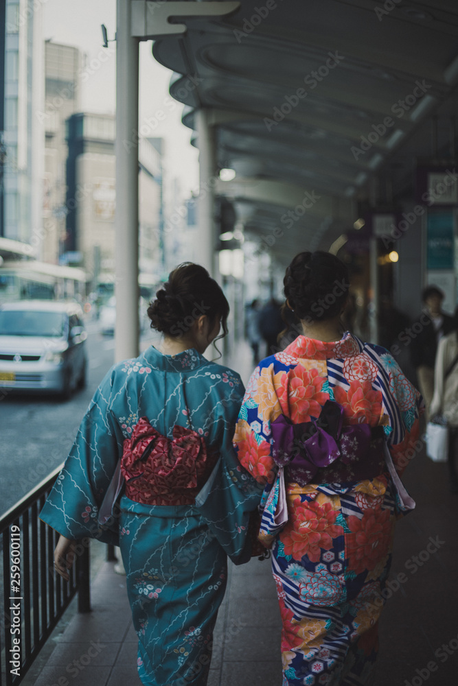 着物女性 着物女性