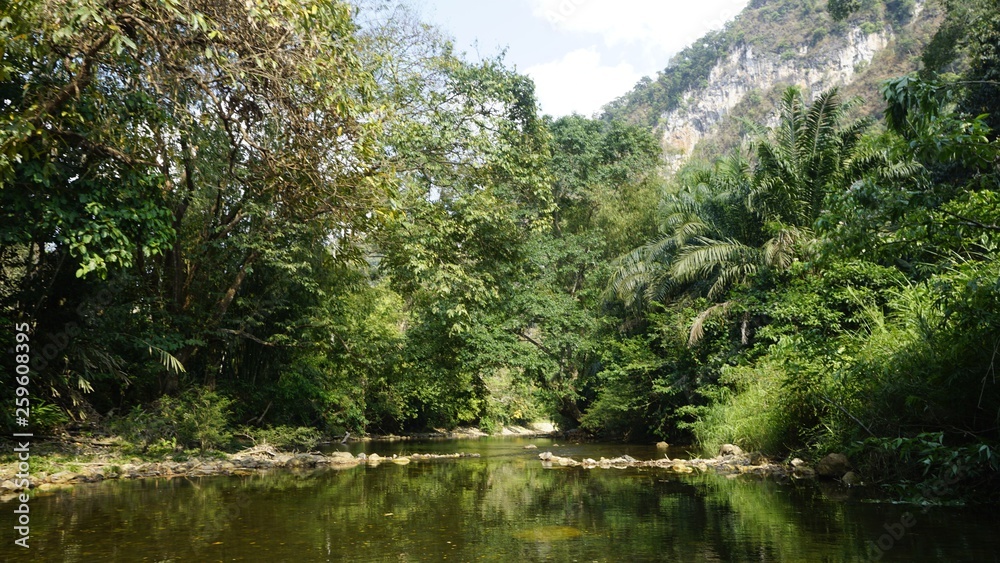 rafting tour on sok river in thailand