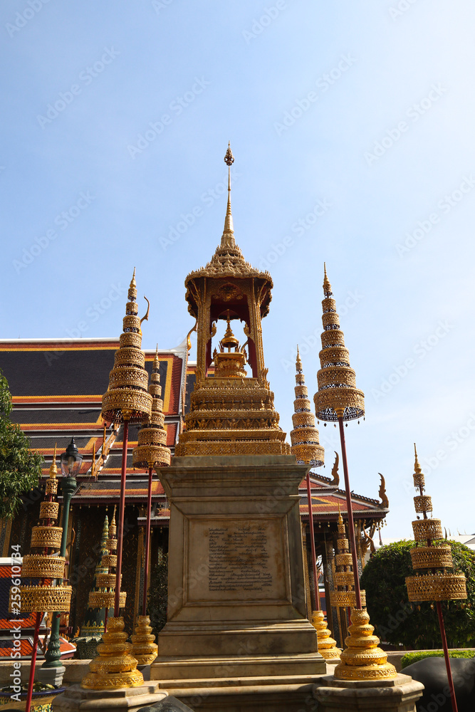 Fototapeta premium Wat Phra Kaew, commonly known in English as the Temple of the Emerald Buddha or grand palace is regarded as the most sacred Buddhist temple in Thailand