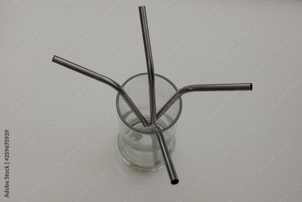 Plastic straws alternative, minimise waste & plastic use Plastic straws alternative, minimise waste & plastic use