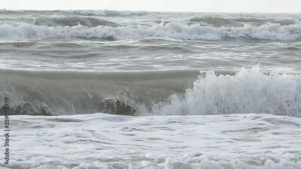 waves in the ocean on the coast waves in the ocean on the coast