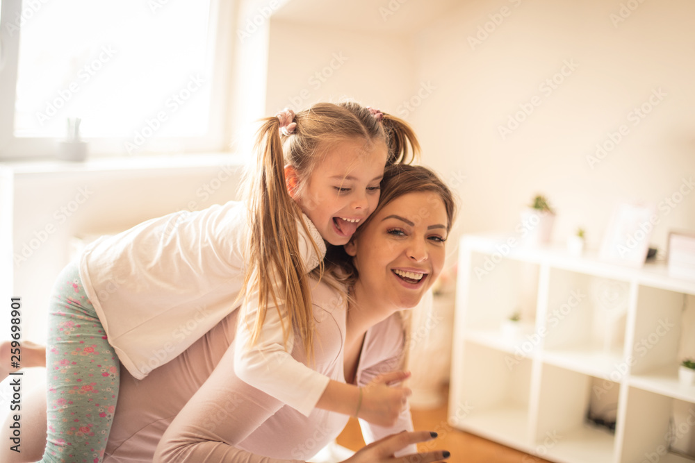Mom, you'll be the most beautiful. Mom, you'll be the most beautiful.