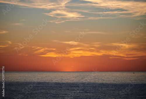 Puesta de sol en el mar © Guillem