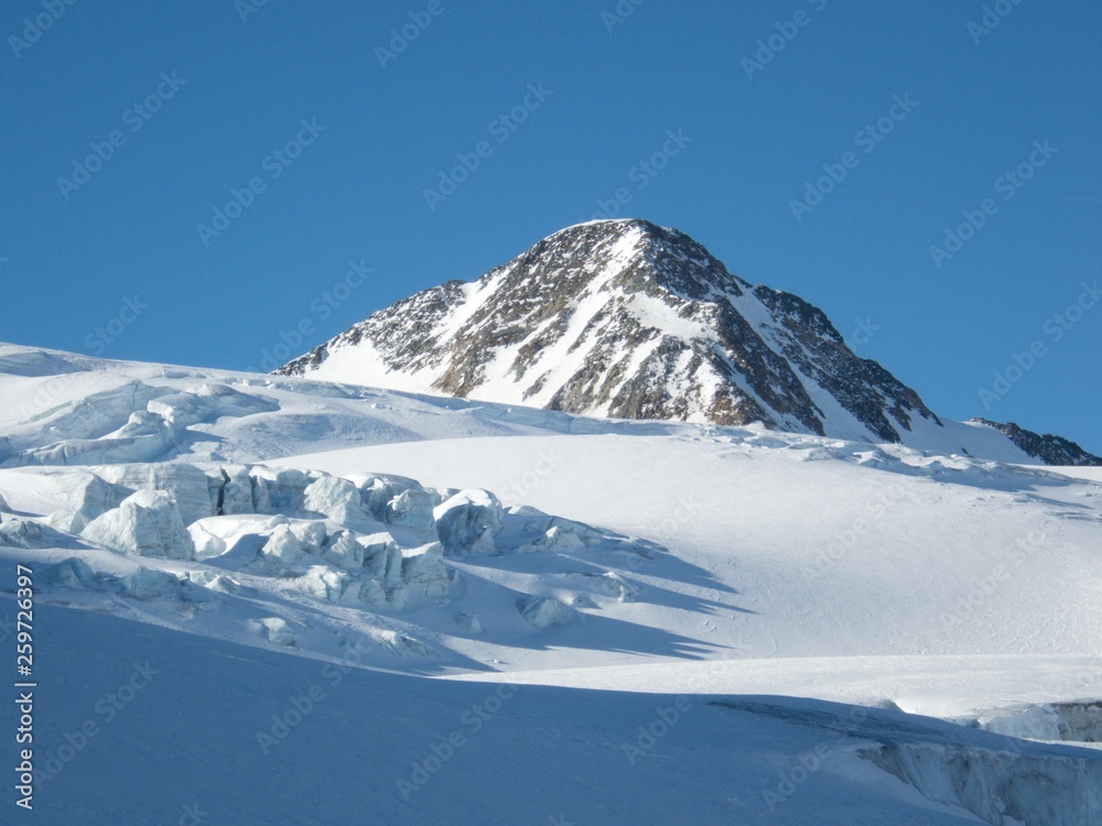 Fototapeta premium winter landscape for skitouring in otztal alps in austria