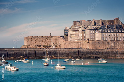 Quadro su tela Saint Malo cityscape, Brittany, France