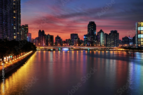  Guangzhou city night view, Zhujiang (Pearl) River 