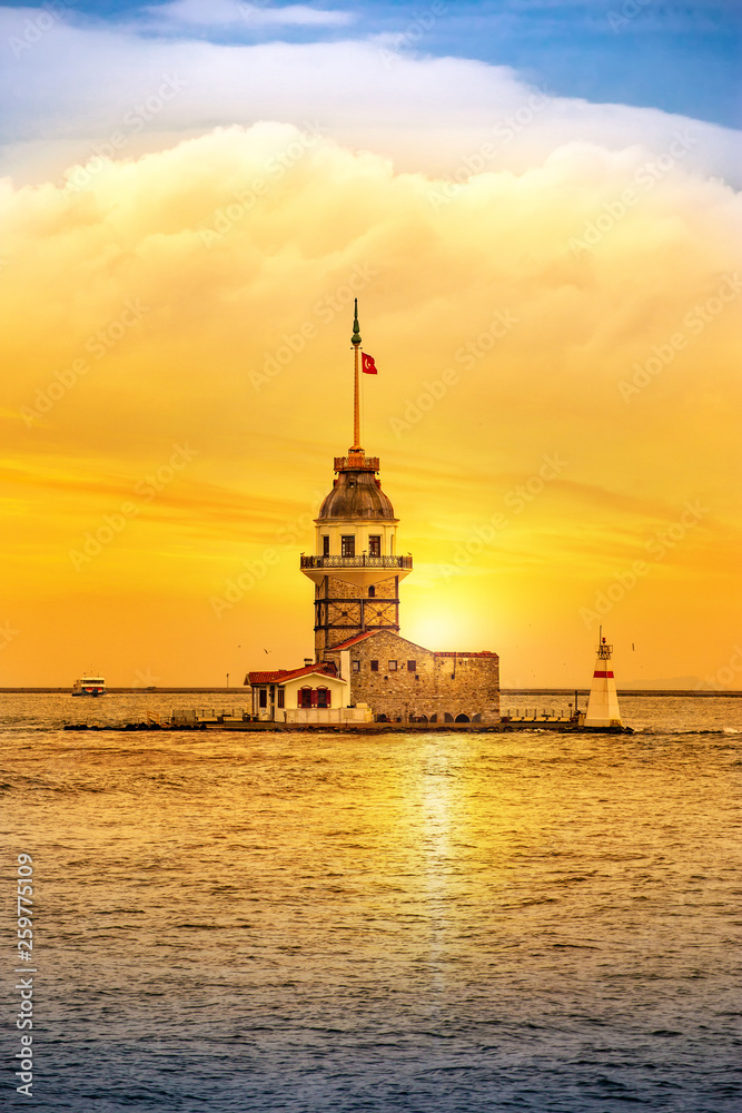 Maiden's Tower in Istanbul on sunset (KIZ KULESI - USKUDAR)