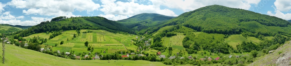 Carpathian Mountains Ukraine - obrazy, fototapety, plakaty 