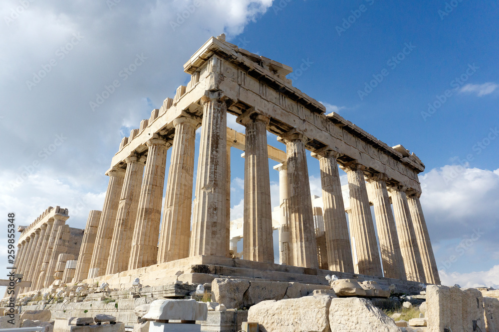 Obraz premium Athens, Greece. Parthenon (Acropolis). The main attraction of Greece and Athens. The symbol of ancient culture.
