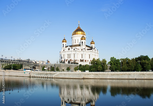 Cathedral of Christ the Saviour. Moskva River. Moscow, Russia