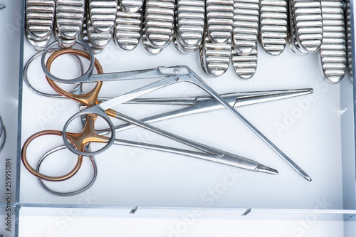 Ohrzängchen aus Edelstahl, Instrument in der HNO Praxis photo