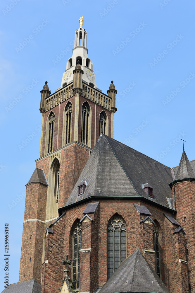 Fototapeta premium Christoffelkathedraal in roermond