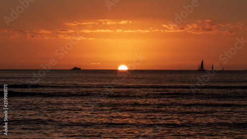 Waikiki Sunset in Honolulu © PixelView.Media