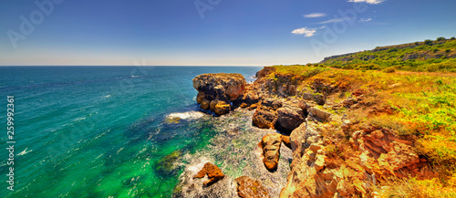 Fototapeta Naklejka Na Ścianę i Meble -  Beautiful landscape with rocky shore and blue sea