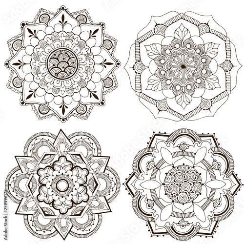 Set of indian patterns. 4 mandalas decorated with a pattern in the style of mehndi.