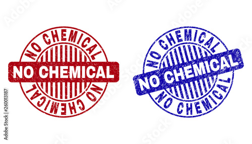 Grunge NO CHEMICAL round stamp seals isolated on a white background. Round seals with grunge texture in red and blue colors.