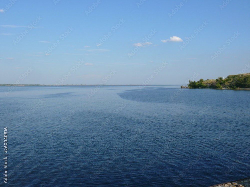 Fototapeta premium bank of the Volga River on a clear sunny day near the village of Akhmat, Saratov Region