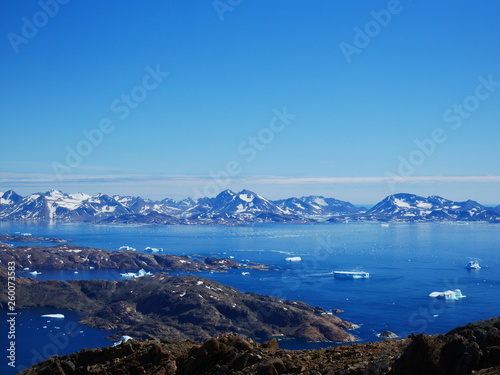 Blick auf den fjord Tasiilaq Grönland