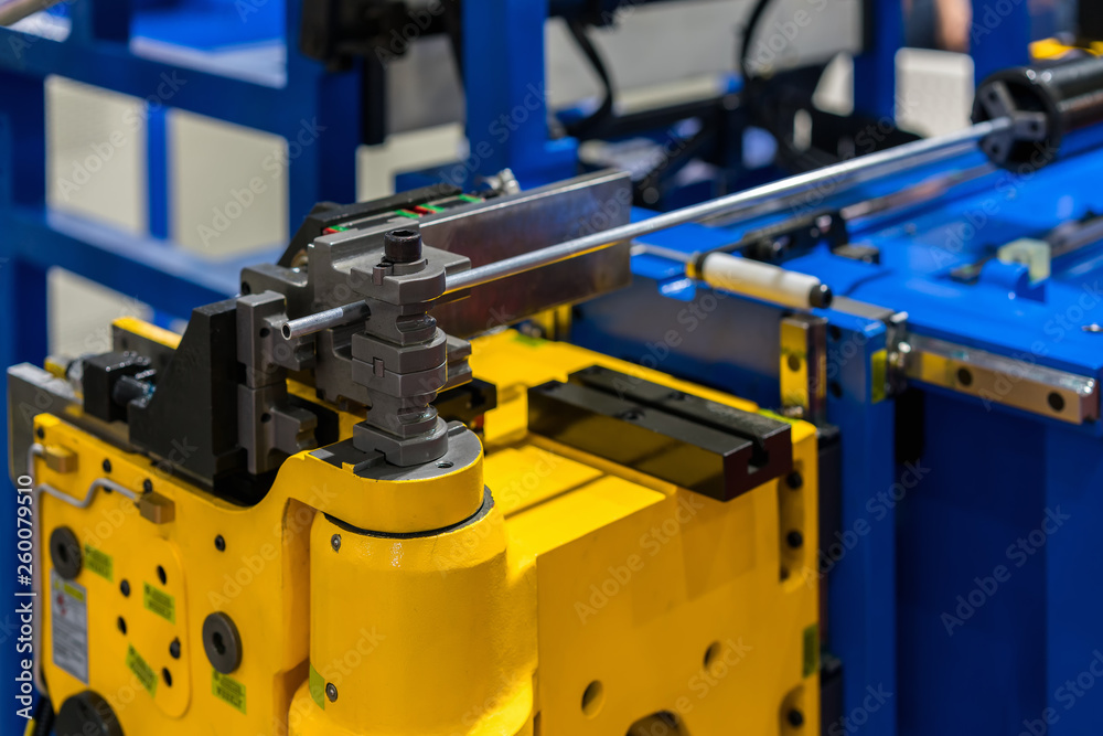High technology and precision cnc automatic pipe or tube bending machine for industrial High technology and precision cnc automatic pipe or tube bending machine for industrial