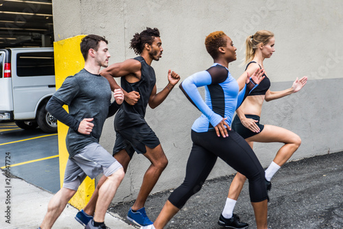 Fototapeta Naklejka Na Ścianę i Meble -  Runners training in New York