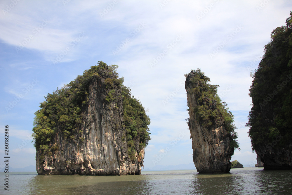 Obraz premium tropical island on summer in thailand 