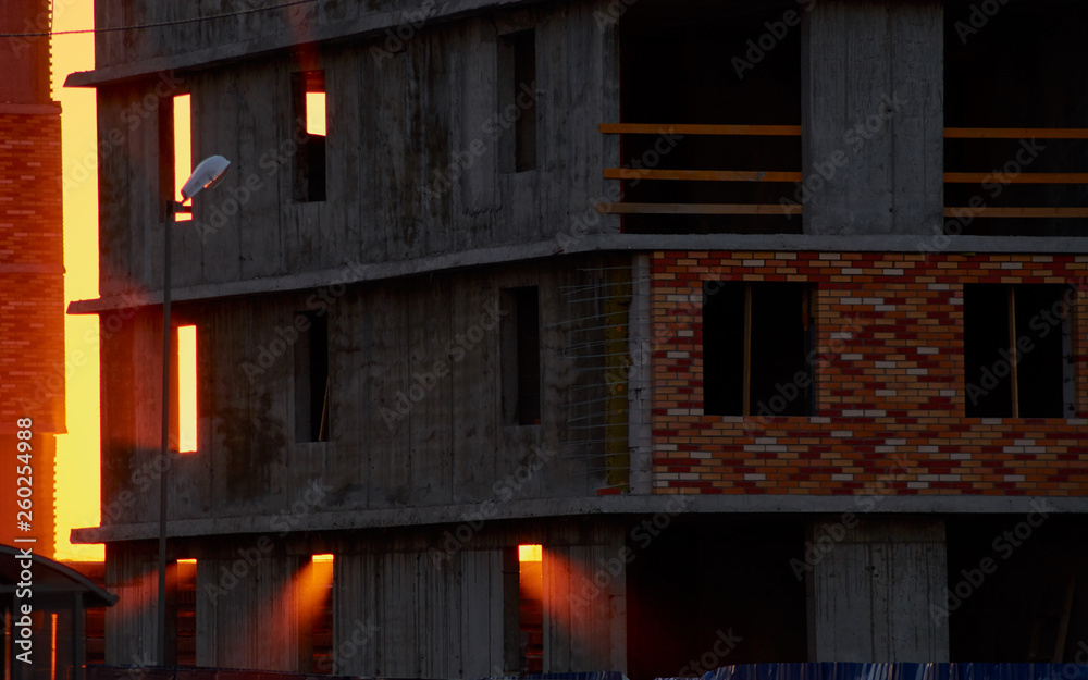 construction of the building cranes in the strongest light, otherwise construction of the building cranes in the strongest light, otherwise