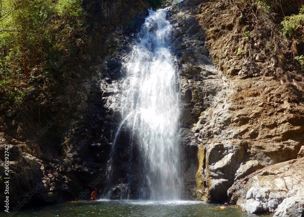 Fototapeta premium Costa Rica waterfall