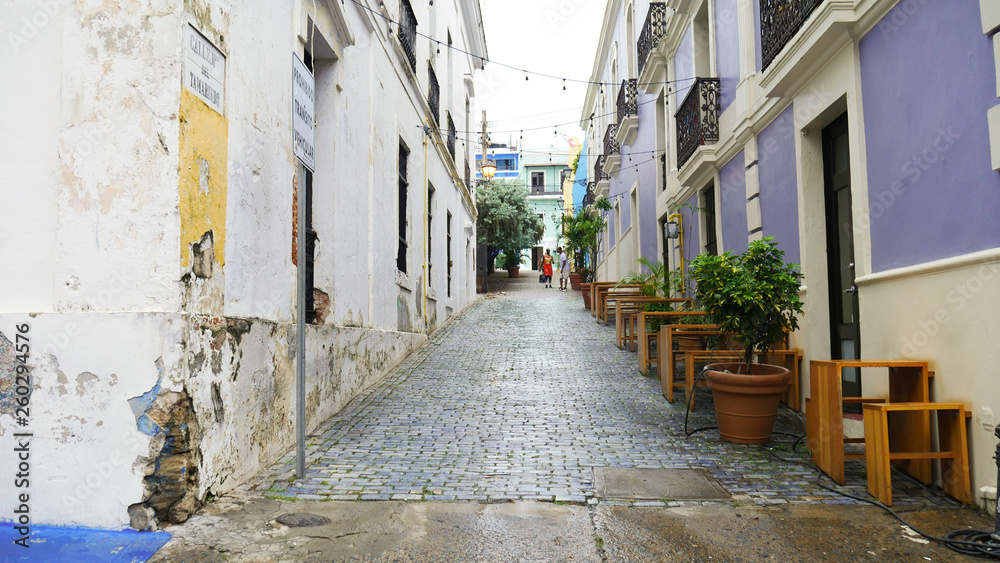 Obraz premium Streets of the Old City of San Juan, Puerto Rico - 16 August 2017