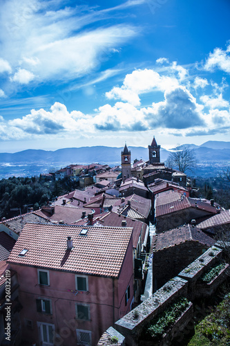 view of the Fosdino village in Tuscany 