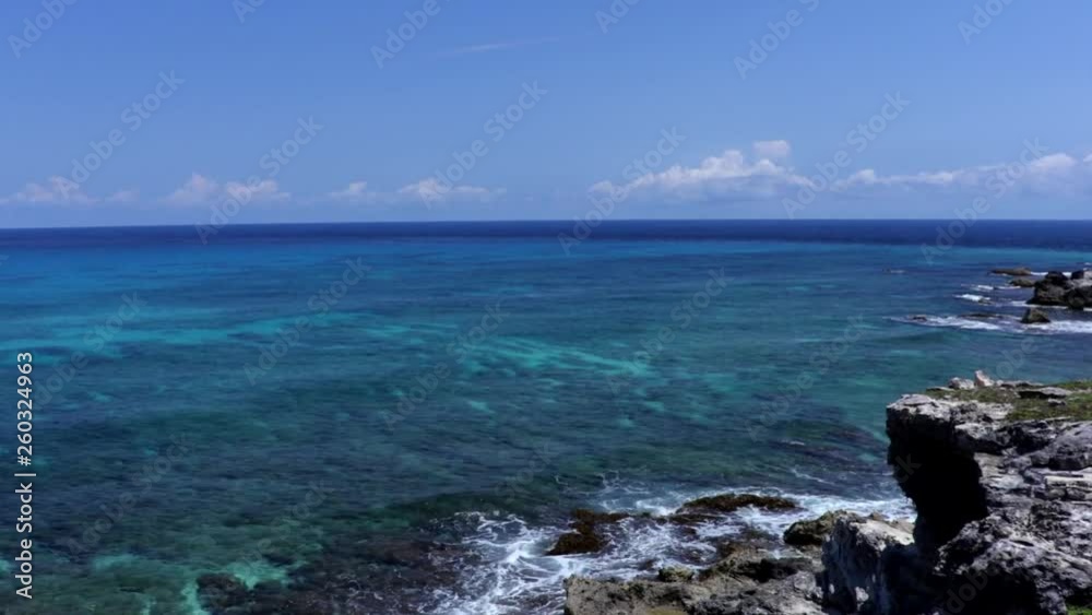 Scenic view of Isla Mujeres from cliffs