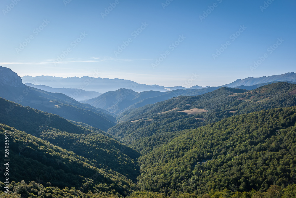 Fototapeta premium Picos de Europa from the Piedrasluengas viewpoint in the Palencia mountain