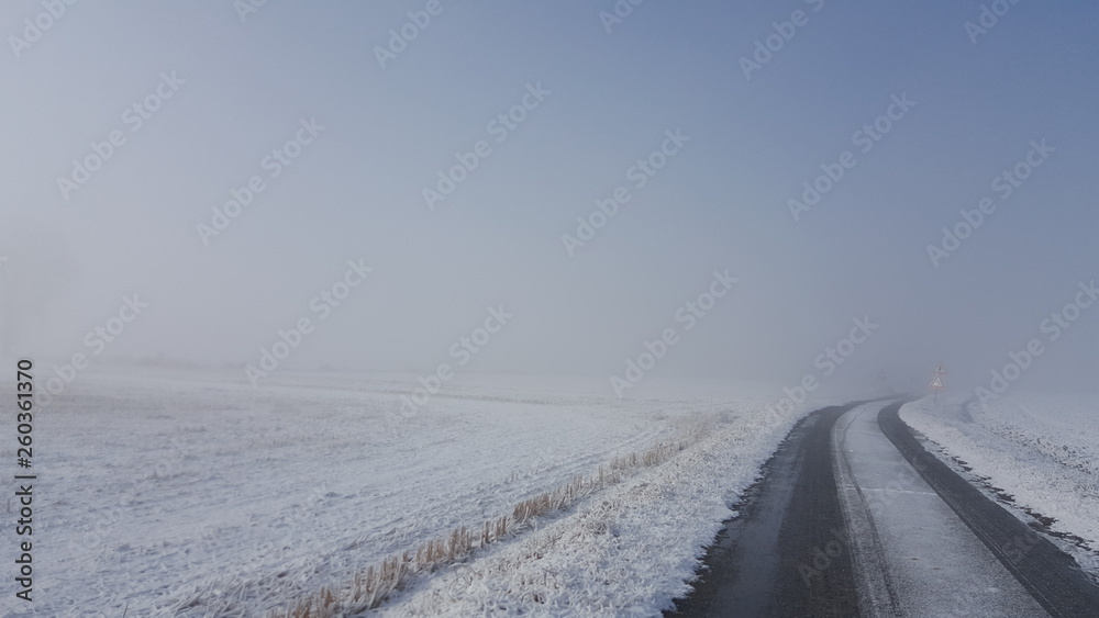 Strada invernale