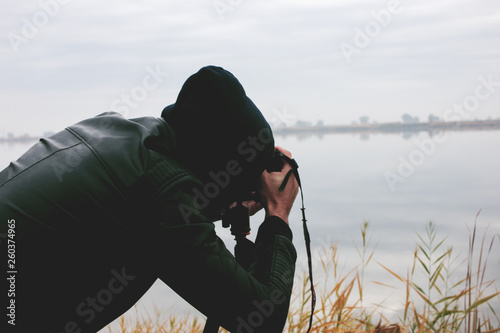 Wallpaper Mural young photographer takes pictures of the lake Torontodigital.ca
