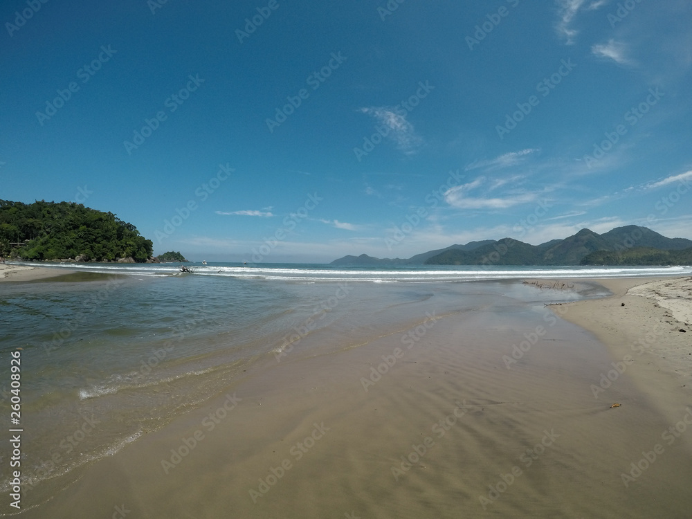 Obraz premium River and sea encounter