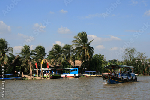 River (Mekong ?) in South vietnam  © frdric