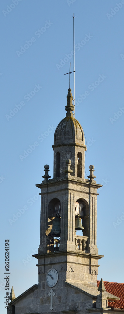 Clocher de l'église de San Martino de Cores en Corogne, Espagne