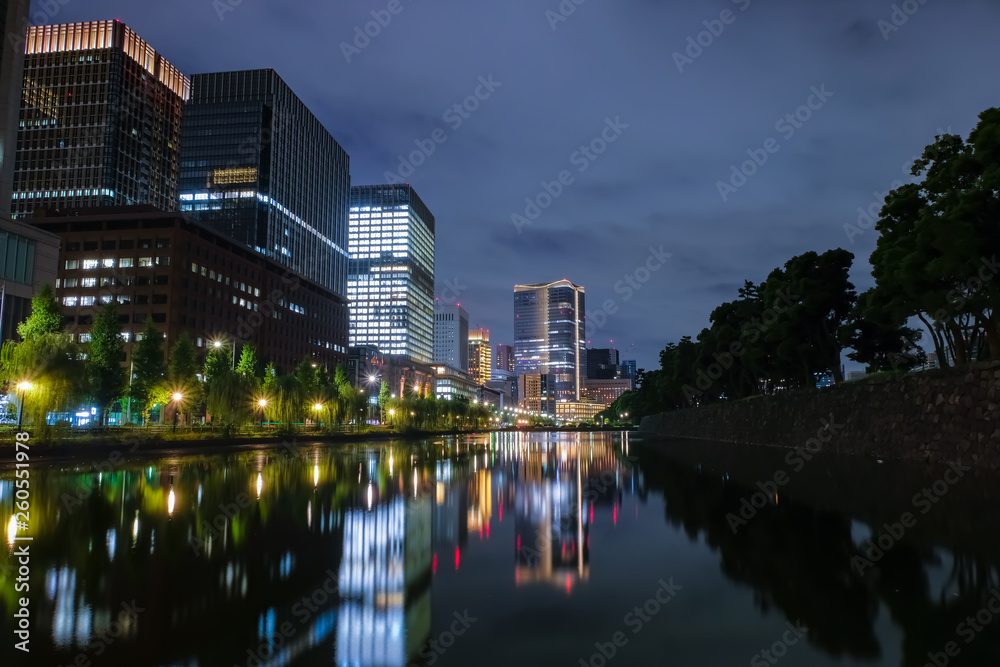 東京 丸の内 夜景