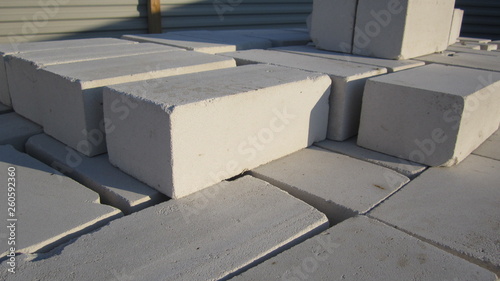 A stack of silicate bricks for construction