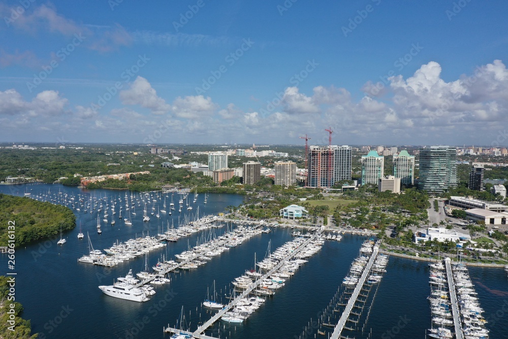 Obraz premium City Harbor_Sailboats
