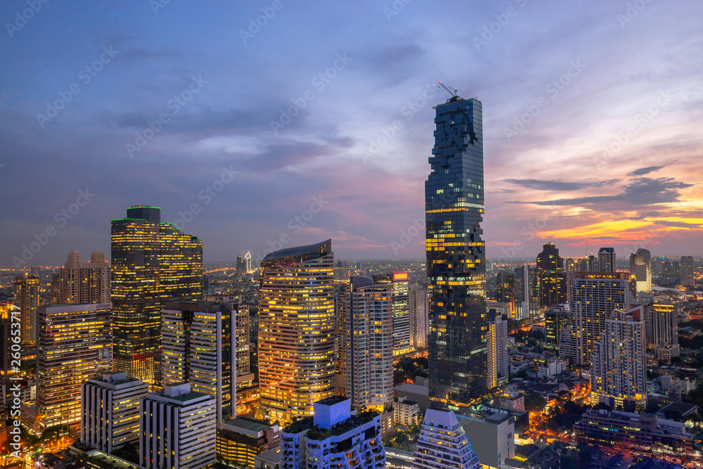 Obraz premium Bangkok City - Aerial view beautiful sunset Bangkok city downtown skyline of Thailand , Cityscape tower at night , landscape Bangkok Thailand