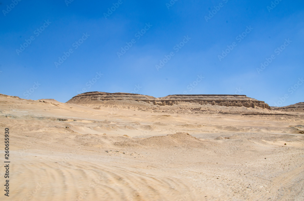 Céu e Deserto