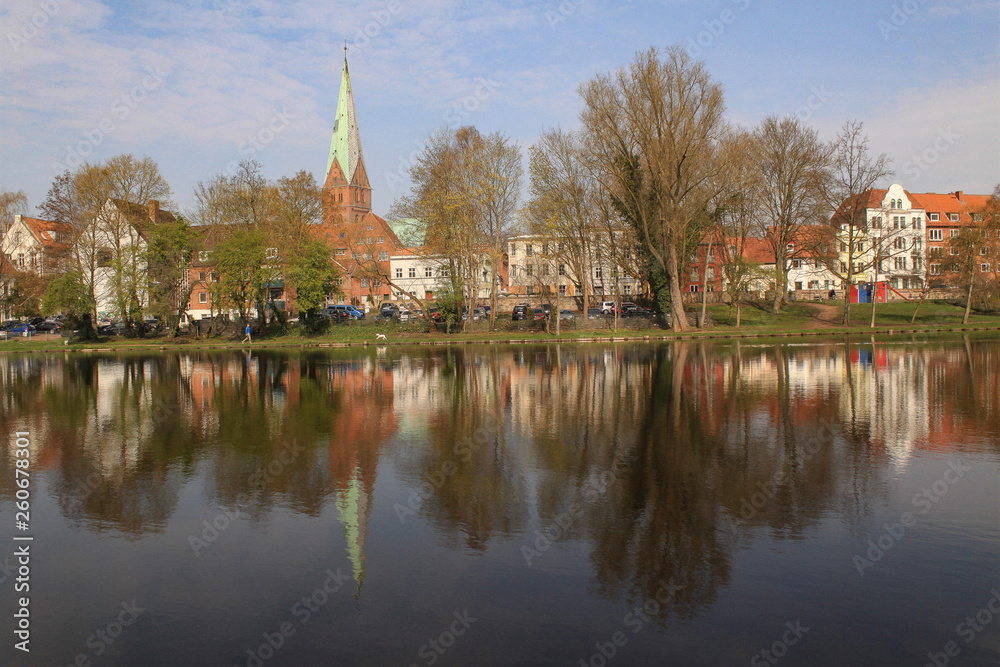 Lübeck, Blick über den Krähenteich zu St. Aegidien Lübeck, Blick über den Krähenteich zu St. Aegidien